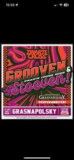 Zwarte cross kaarten grasnapolsky, Drie personen of meer