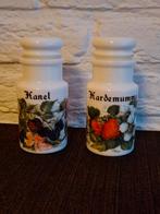 Set van 2 vintage Zweedse melkglas kruidenpotjes. H 12 cm., Ophalen of Verzenden, Zo goed als nieuw