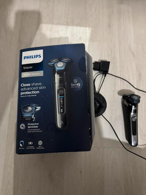 Philips Series 7000 shaver, Witgoed en Apparatuur, Persoonlijke-verzorgingsapparatuur, Zo goed als nieuw, Scheren en Epileren