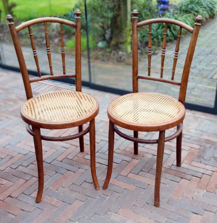 Vintage Café-/Bistrostoelen, Huis en Inrichting, Stoelen, Gebruikt, Twee, Hout, Riet of Rotan, Overige kleuren, Ophalen