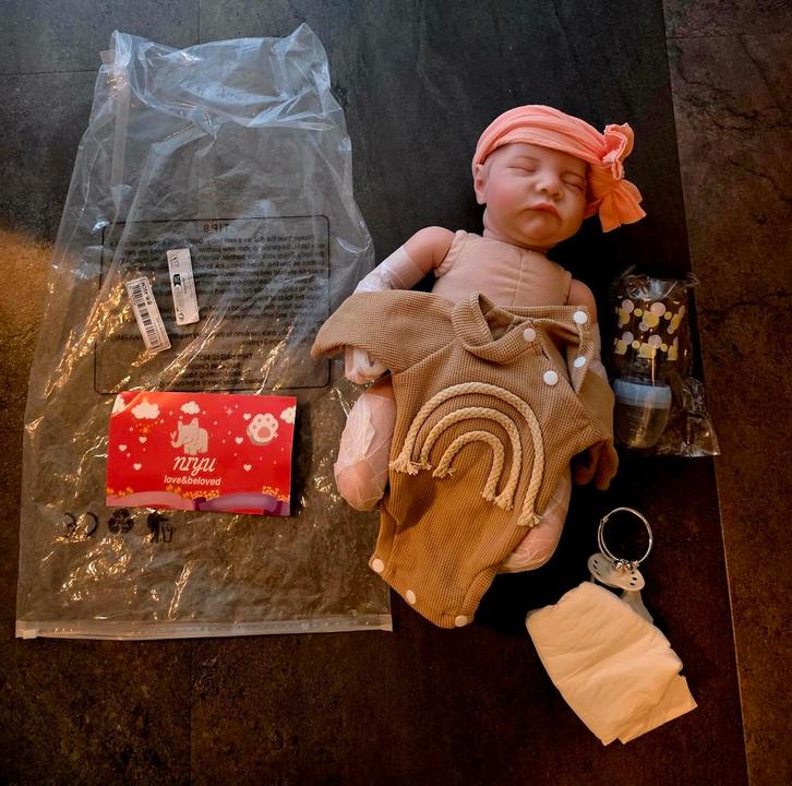 Reborn Babypop 45 cm nieuw in verpakking, Kinderen en Baby's, Speelgoed | Poppen, Nieuw, Babypop, Ophalen of Verzenden