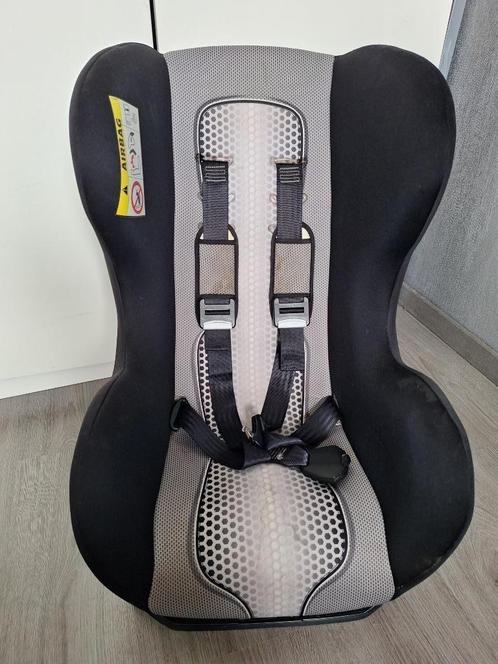 Hema autostoel 18mnd tot 4 jaar, Kinderen en Baby's, Autostoeltjes, Gebruikt, Overige merken, 9 t/m 18 kg, Autogordel, Slaapstand