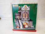 Lemax 45702 Fire House no 12  KK4/T, Ophalen of Verzenden, Zo goed als nieuw
