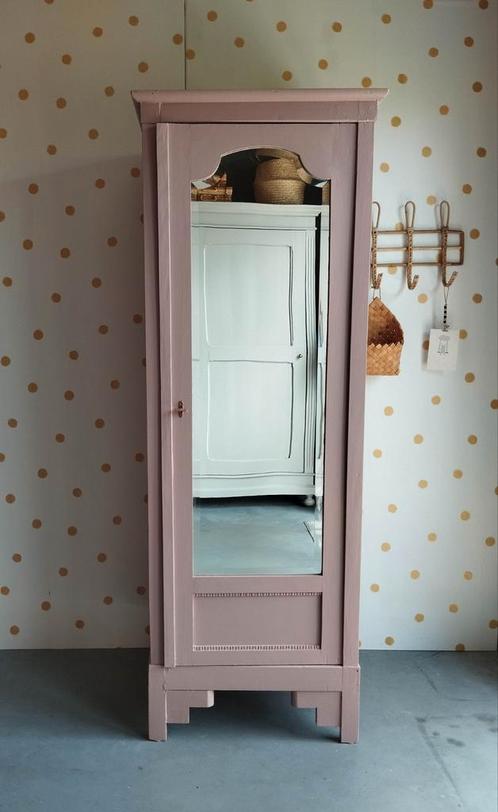Vintage smalle kledingkast / demontabel / eendeurskast, Kinderen en Baby's, Kinderkamer | Commodes en Kasten, Zo goed als nieuw