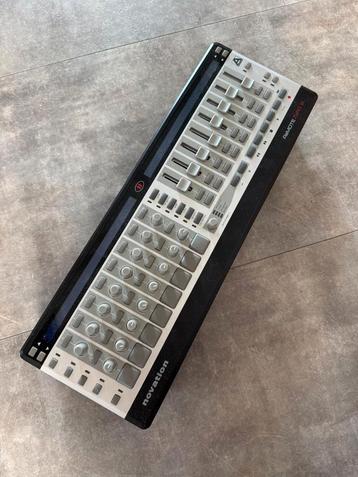 Novation remote zero sl midi controller beschikbaar voor biedingen