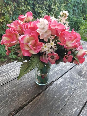 Kunstbloemen kunst boeket beschikbaar voor biedingen