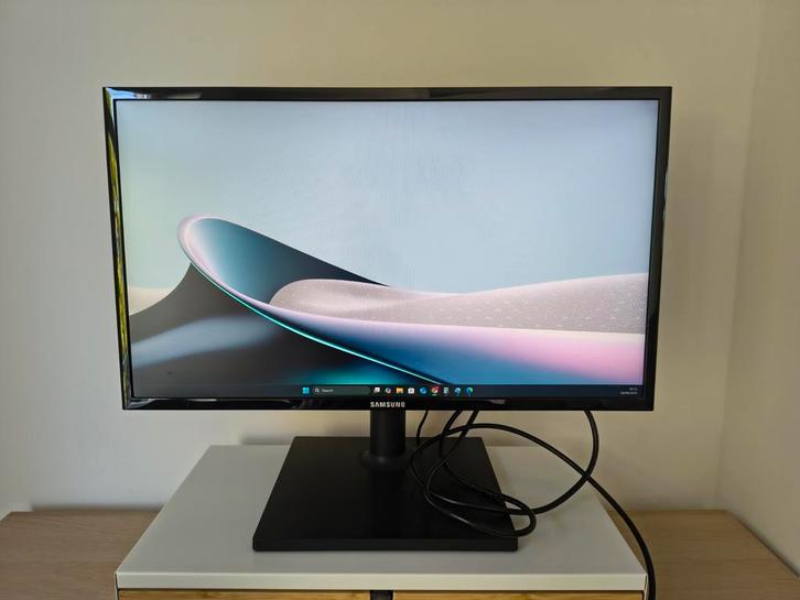 F24T400FHR 24" Full HD IPS Monitor - Topstaat!, Computers en Software, Monitoren, Zo goed als nieuw, 61 t/m 100 Hz, HDMI, VGA
