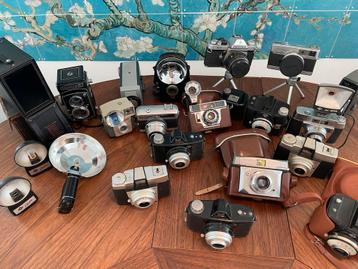 Verzameling fotocamera's beschikbaar voor biedingen