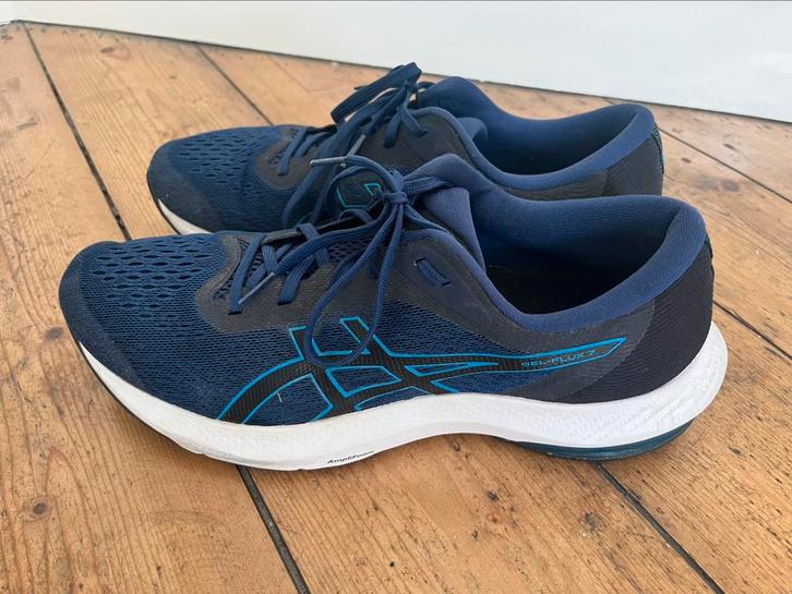 Als nieuw! Asics gel flux 7 Amplifoam maat 44,5 hardloop, Sport en Fitness, Loopsport en Atletiek, Zo goed als nieuw, Hardloopschoenen