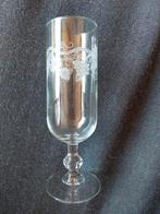 6 champagne glazen met druivenafbeelding erop, Ophalen