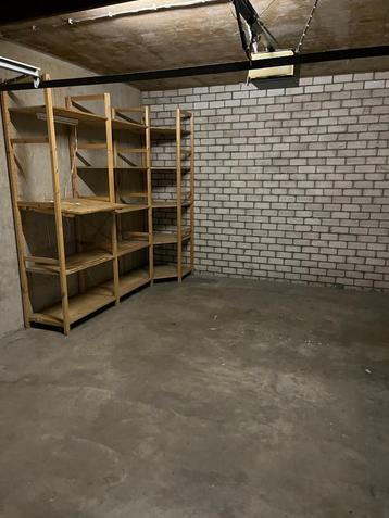 houten stelling (Ikea) beschikbaar voor biedingen