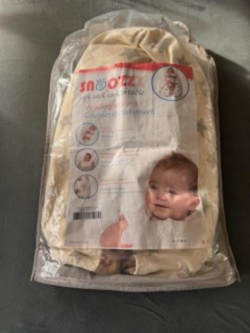 Snoozzz Voedingskussen Zijslaapkussen Lichaamskussen Premium, Kinderen en Baby's, Babyvoeding en Toebehoren, Zo goed als nieuw