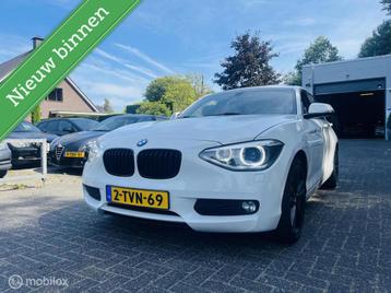 BMW 1-serie 116d High Executive Sport / Leder / Dak / PDC /  beschikbaar voor biedingen