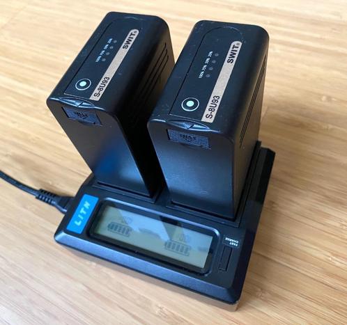 Lith TL-2U batterijlader + 2x Swit S-8U93 Li-ion batterij, Audio, Tv en Foto, Accu's en Batterijen, Gebruikt, Oplaadbaar, Ophalen of Verzenden