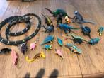 Soeelgoed dinosauriërs en andere beesten, Ophalen of Verzenden, Gebruikt