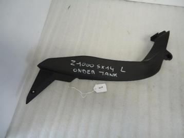 Z1000SX 2011 - 2013 Kawasaki Cover Cover onder tank D1-13153 beschikbaar voor biedingen