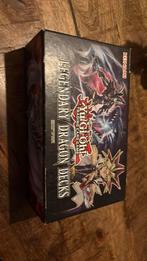 Opbergdoos yu gi oh met ruim meer dan 60 yu gi oh kaarten, Ophalen, Zo goed als nieuw