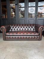 Antiekbruine Chesterfield Buttonseat Bank, Huis en Inrichting, 150 tot 200 cm, Driepersoons, Zo goed als nieuw, Engels Chique