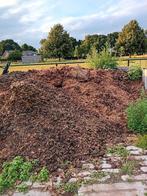 Gratis 1 1/2 jaar oude paardenmest met houtkrullen, Tuin en Terras, Ophalen