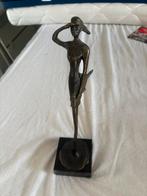 Bronzen beeld, Ophalen