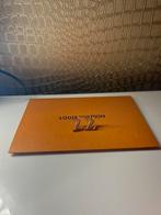 Louis Vuitton Iconic Earrings, Ophalen of Verzenden, Zo goed als nieuw, Goud, Overige materialen