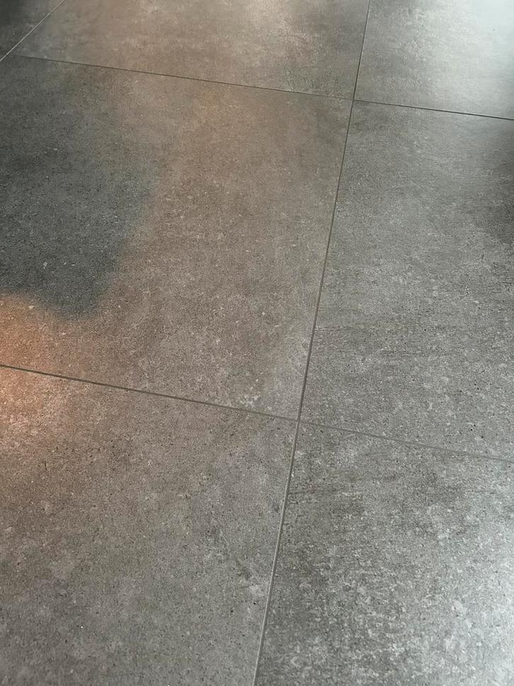Nieuwe keramische tegels (antraciet), Doe-het-zelf en Verbouw, Tegels, Zo goed als nieuw, Vloertegels, Keramiek, 60 cm of meer