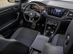 Volkswagen T-Roc 1.5 TSI Sport 2x R Line Pano VirtCP Beats, Auto's, Volkswagen, Voorwielaandrijving, Euro 6, 4 cilinders, 150 pk