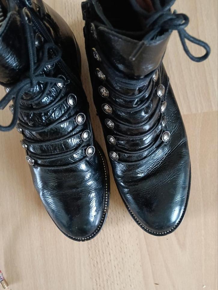 Geweldige MJUS enkellaarsjes, Kleding | Dames, Schoenen, Zo goed als nieuw, Lage of Enkellaarzen, Zwart, Ophalen of Verzenden