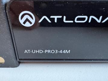 Atlona AT-UHD-PRO3-44M met HDBaseT receivers beschikbaar voor biedingen