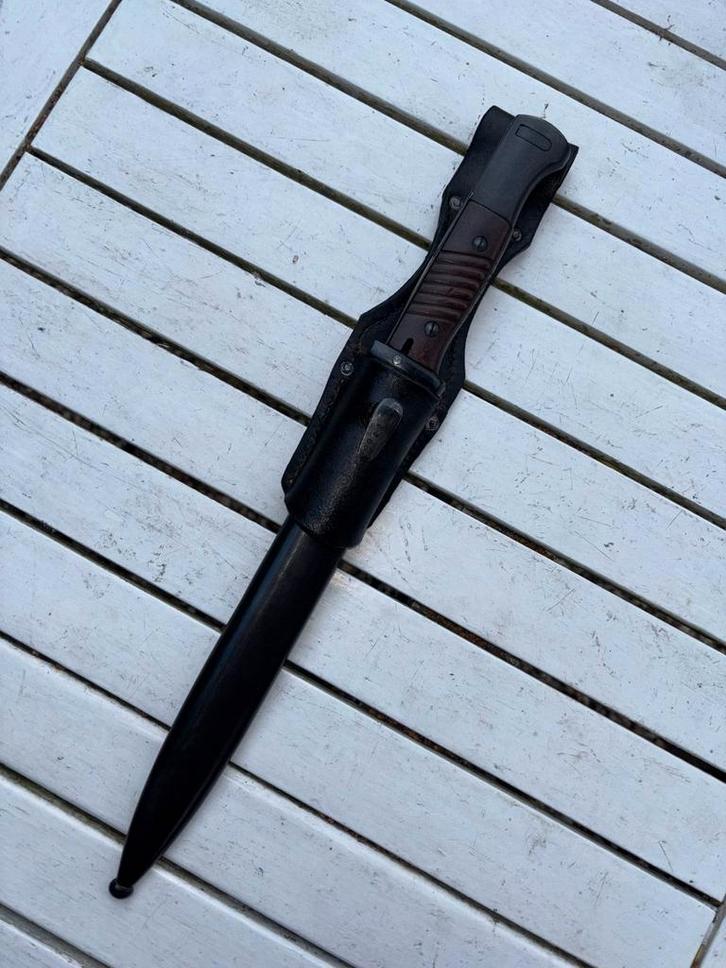 K98 bajonet WO2  met houder, Verzamelen, Militaria | Tweede Wereldoorlog, Mes of Dolk, Duitsland, Ophalen of Verzenden