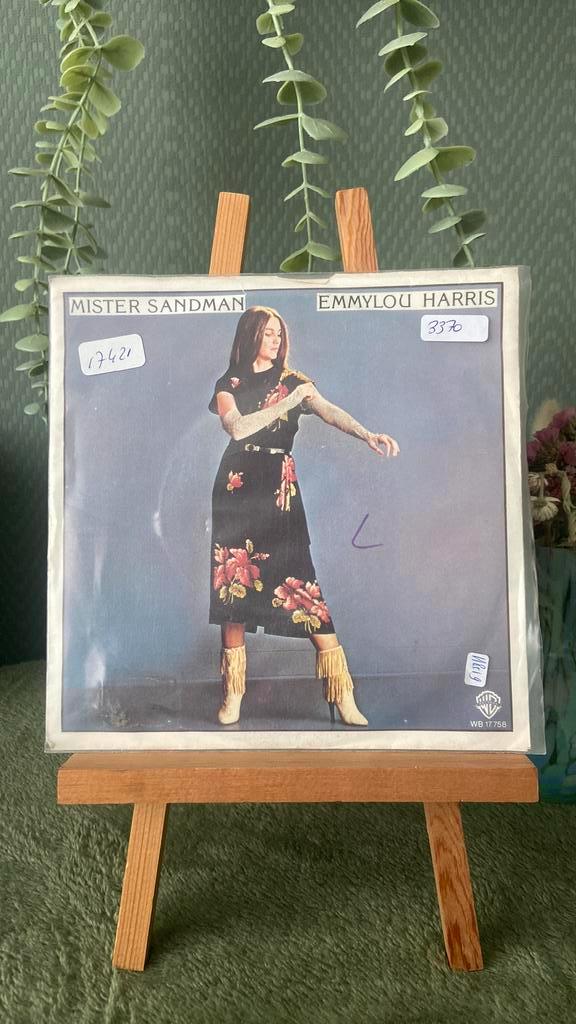 Mister Sandman - Emmylou Harris (7inch vinyl), Cd's en Dvd's, Vinyl Singles, Gebruikt, Single, Pop, 7 inch, Ophalen of Verzenden