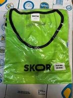 SKOR hummel sportspul scheenbeschermer broekje shirtje etc, Ophalen of Verzenden, Zo goed als nieuw, Buitenlandse clubs, Poster, Plaatje of Sticker