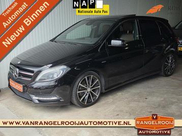 Mercedes B-klasse 200 Aut., trekh., pano, leer, xenon, harma beschikbaar voor biedingen