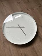 Karlsson Wandklok Wit groot 51 cm, Huis en Inrichting, Woonaccessoires | Klokken, Ophalen of Verzenden, Zo goed als nieuw, Analoog