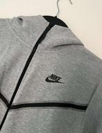 Nike tech vest grijs, Kleding | Heren, Sportkleding, Zo goed als nieuw, Verzenden