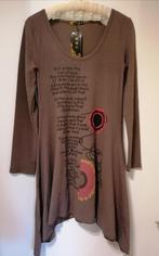 SUPER LEUK leverkleur tuniek/jurkje met print mt. S, Ophalen of Verzenden, Nieuw, Maat 36 (S), Bruin