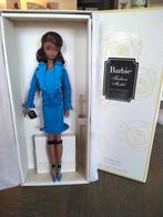 Barbie silkstone  Fashion Model Collection - City Chic Suit, Verzamelen, Poppen, Ophalen of Verzenden, Zo goed als nieuw, Fashion Doll