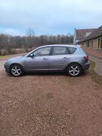 Mazda 3 1.6 Hatchback 2005 Grijs, Auto's, Voorwielaandrijving, 1160 kg, 4 cilinders, 1200 kg