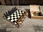 Vintage aziatisch schaakspel in top staat, Hobby en Vrije tijd, Ophalen of Verzenden, Zo goed als nieuw