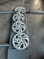 Set van 4 x 14 inch Hyundai wieldoppen, Ophalen of Verzenden, Gebruikt