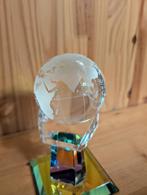 Wereldbol van glas/kristal, Huis en Inrichting, Woonaccessoires | Wereldbollen, Ophalen of Verzenden, Zo goed als nieuw