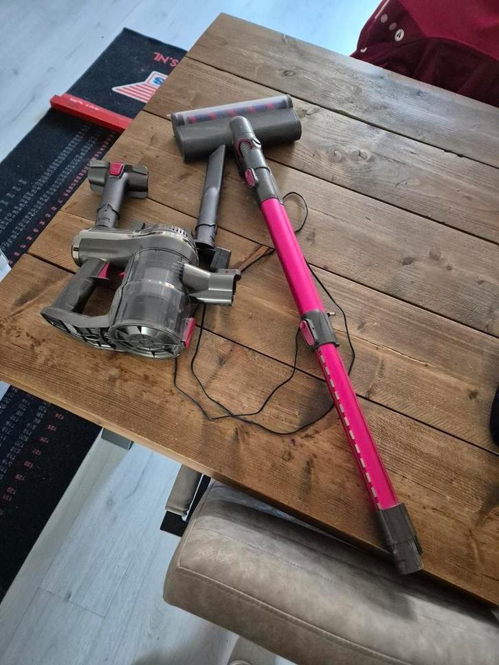 Snoerloze Stofzuiger - Krachtige Reiniging, Witgoed en Apparatuur, Stofzuigers, Gebruikt, Kruimeldief, Minder dan 1200 watt, Reservoir