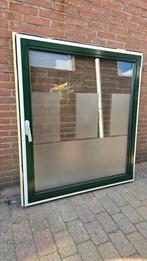 Aluminium kozijn met draai kiepraam en dubbelglas., Gebruikt, Raamkozijn, Aluminium, Inclusief glas