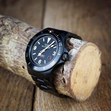 Glycine GL0290 Combat Sub 42 Black (zo goed als nieuw) beschikbaar voor biedingen