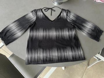 Zwart/witte Comma top, maat 42 beschikbaar voor biedingen