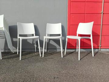 PAPATYA Joy-S Witte Design Stoelen Z.G.A.N. - 8 Stuks beschikbaar voor biedingen