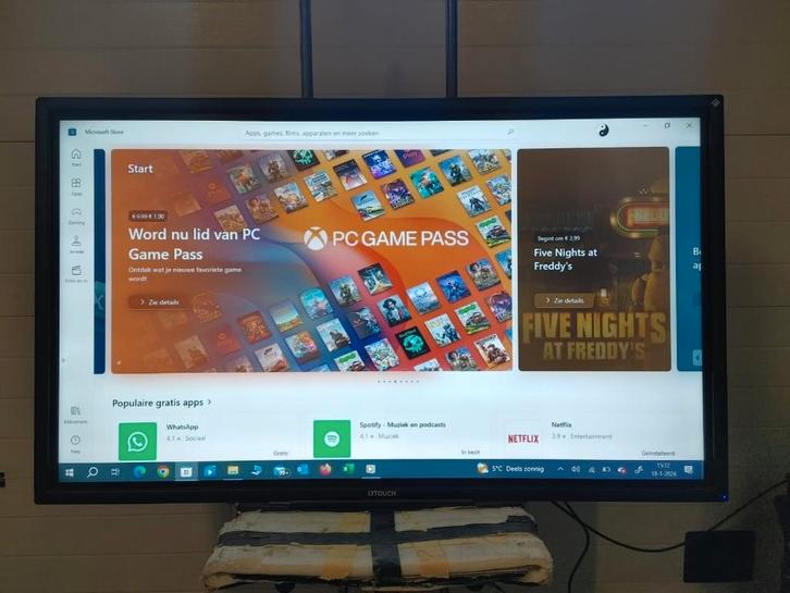 i3Touch 65 inch, Computers en Software, Monitoren, Gebruikt, 60 Hz of minder, HDMI, VGA, Touchscreen, Ingebouwde speakers, Hoofdtelefoonaansluiting