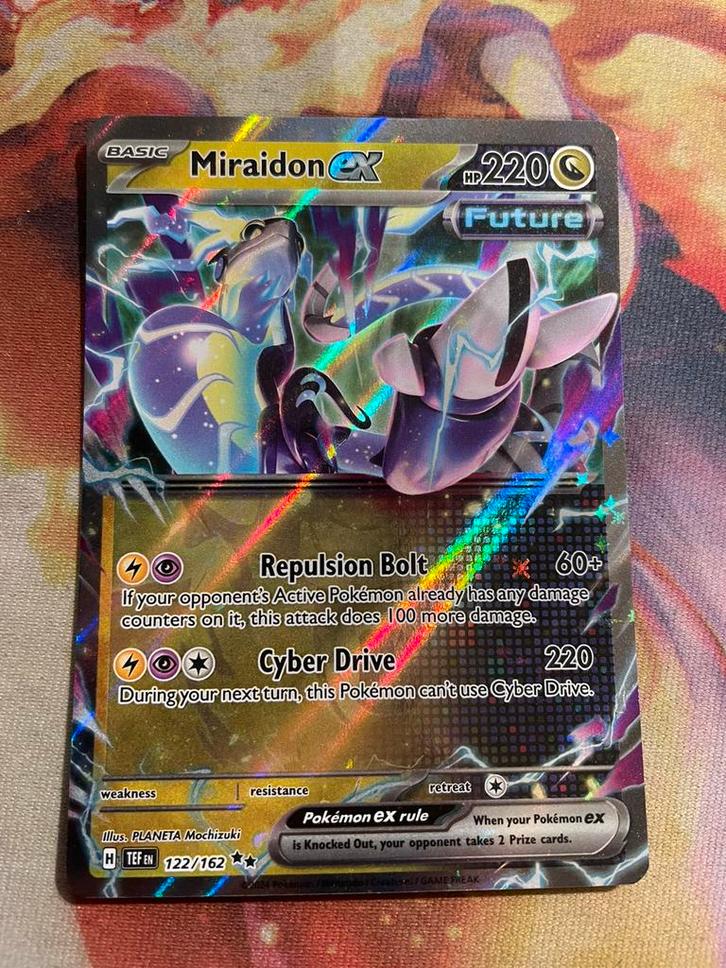 Pokemon MIRAIDON EX 122/162 (Temporal Forces), Hobby en Vrije tijd, Verzamelkaartspellen | Pokémon, Zo goed als nieuw, Losse kaart