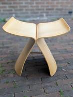Vitra Butterfly Stool - ontwerp Sori Yanagi, Ophalen, Zo goed als nieuw, Hout