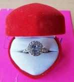Ring kleur goud strass steentjes, IJzer of Staal, Nieuw, Ophalen of Verzenden, 17 tot 18